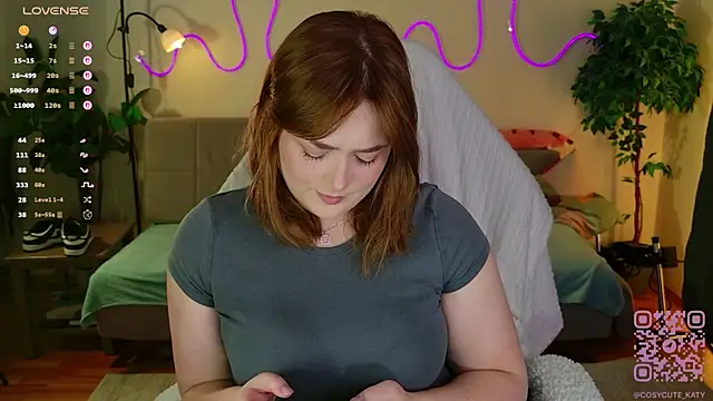 cosycute  online show from 04/20/26, 06:31