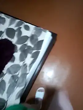 Snapshot of red_red00 chatting on 03/09/25, 07:59 red red00 online show from 03/09/25, 07:59