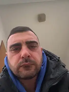 Snapshot of petan33 chatting on 02/20/26, 03:47 petan33 online show from 02/20/26, 03:47