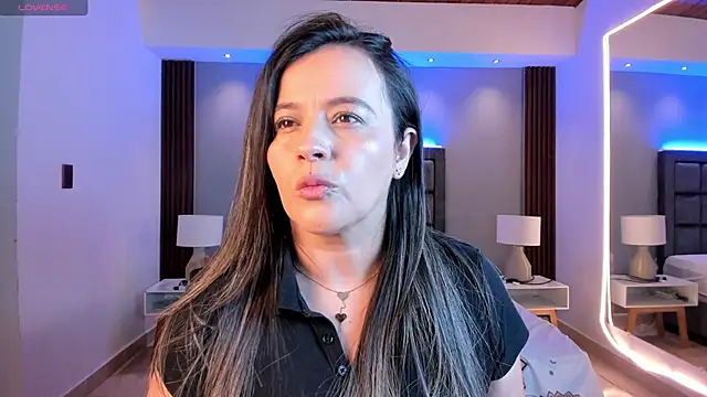 Susann Ross online show from 11/08/25, 10:52