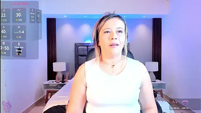 Snapshot of Susann_Ross chatting on 04/06/26, 10:38 Susann Ross online show from 04/06/26, 10:38