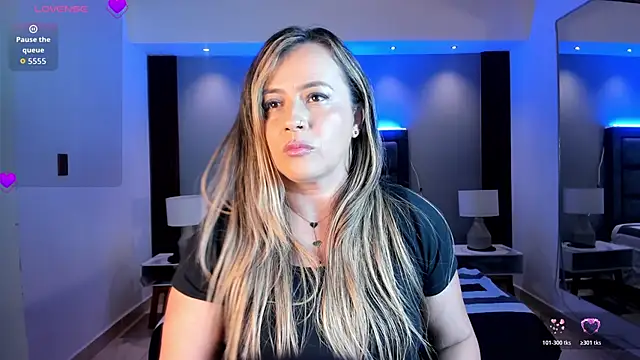 Snapshot of Susann_Ross chatting on 02/02/26, 10:47 Susann Ross online show from 02/02/26, 10:47