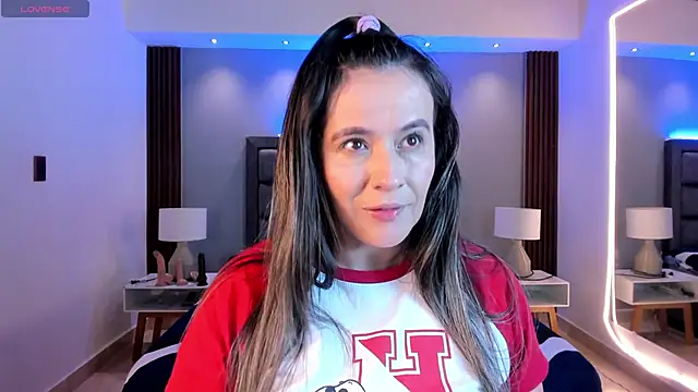 Susann Ross online show from 11/10/25, 10:53