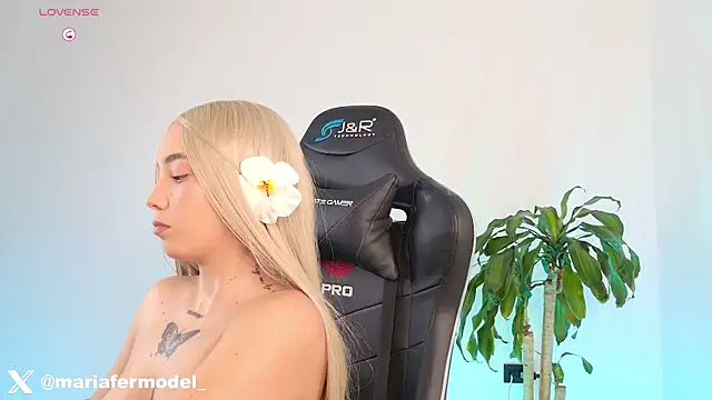 Mariafer05 online show from 07/10/26, 04:51