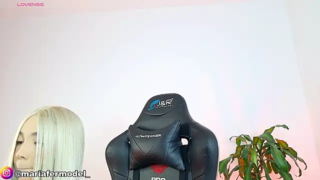 Mariafer05 online show from 02/02/26, 05:01