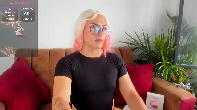 -Sofii  online show from 01/05/25, 07:49