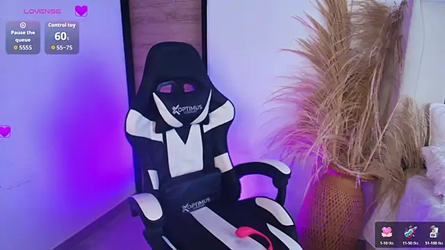 -Sofii  online show from 02/17/26, 08:28