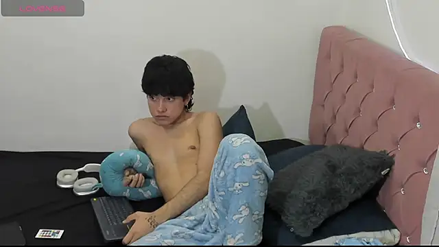 blue baby20 online show from 03/06/25, 05:24