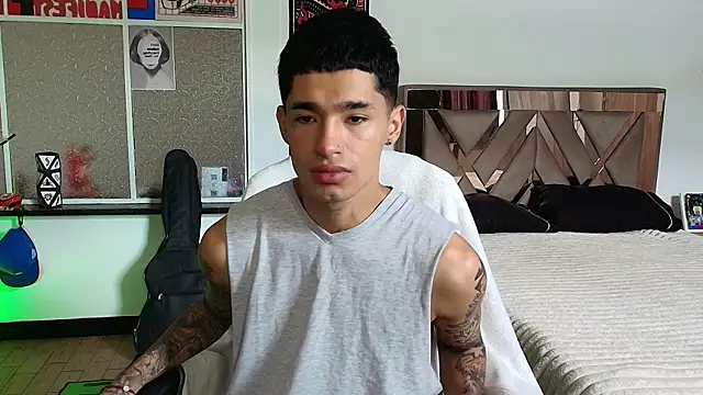 Damon  333 online show from 10/15/25, 06:38