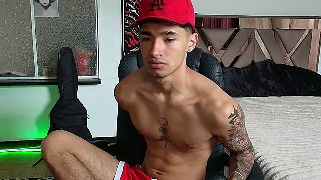 Damon  333 online show from 09/29/25, 06:13