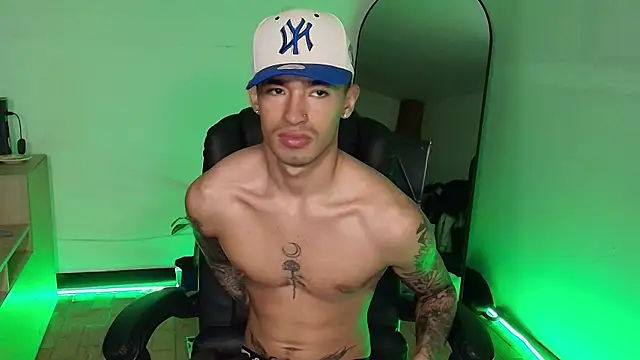 Damon  333 online show from 12/03/25, 02:01