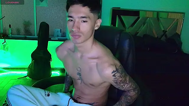 Damon  333 online show from 11/02/25, 11:32