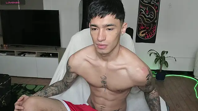 Damon  333 online show from 04/21/26, 06:03