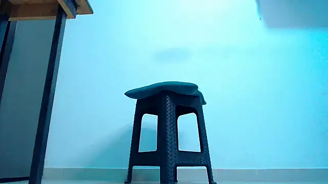 Snapshot of mastersmits chatting on 04/18/26, 09:37 mastersmits online show from 04/18/26, 09:37