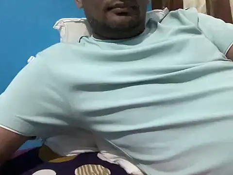 Snapshot of NiceBoy9099 chatting on 02/28/26, 10:37 NiceBoy9099 online show from 02/28/26, 10:37