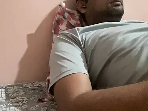 Snapshot of NiceBoy9099 chatting on 11/06/25, 05:50 NiceBoy9099 online show from 11/06/25, 05:50