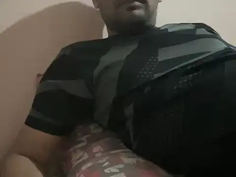 Snapshot of NiceBoy9099 chatting on 02/19/26, 05:54 NiceBoy9099 online show from 02/19/26, 05:54