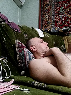 Pineapple04 online show from 03/17/26, 08:23