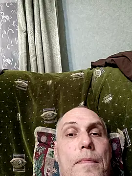 Pineapple04 online show from 01/05/26, 06:44