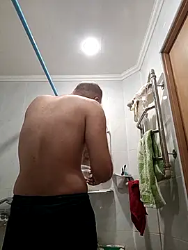 Pineapple04 online show from 12/14/25, 06:30