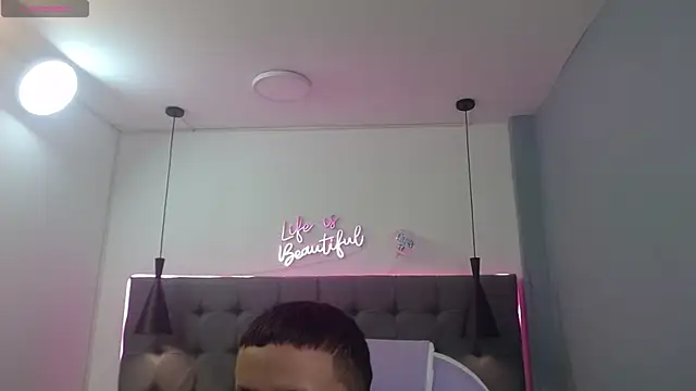 Xavii18 online show from 03/11/25, 01:12