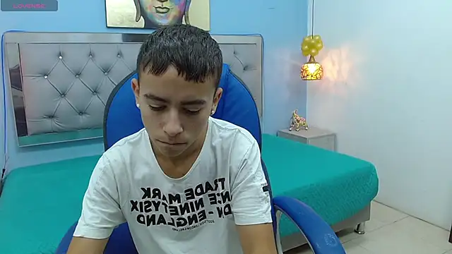 Xavii18 online show from 01/27/25, 12:16