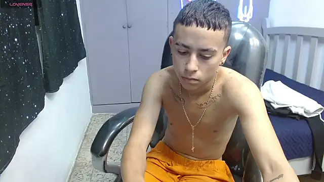 Xavii18 online show from 03/07/25, 01:07