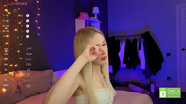 aneta alisha online show from 10/19/25, 12:52