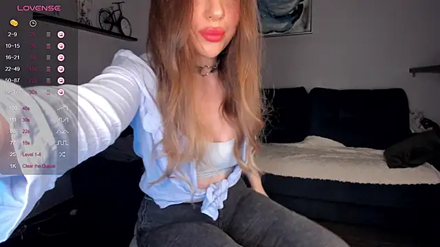 Snapshot of wwildfox chatting on 01/22/25, 07:45 wwildfox online show from 01/22/25, 07:45