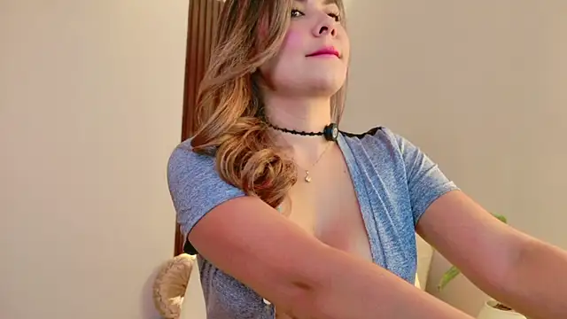EmilyRive online show from 07/25/26, 11:00