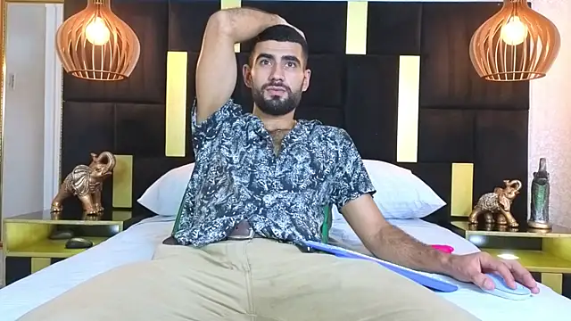 Ethan  Walker online show from 11/06/25, 07:29