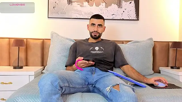 Ethan  Walker online show from 02/10/26, 07:13