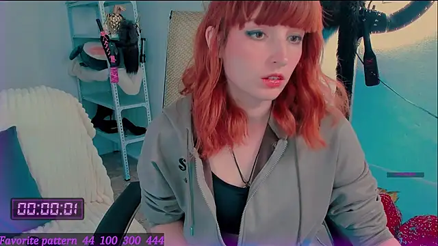 Snapshot of Toxic_Ellies chatting on 05/16/26, 11:31 Toxic Ellies online show from 05/16/26, 11:31