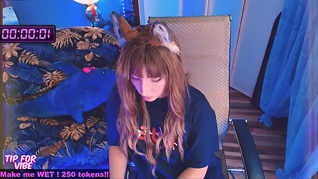 Snapshot of Toxic_Ellies chatting on 09/29/25, 12:33 Toxic Ellies online show from 09/29/25, 12:33