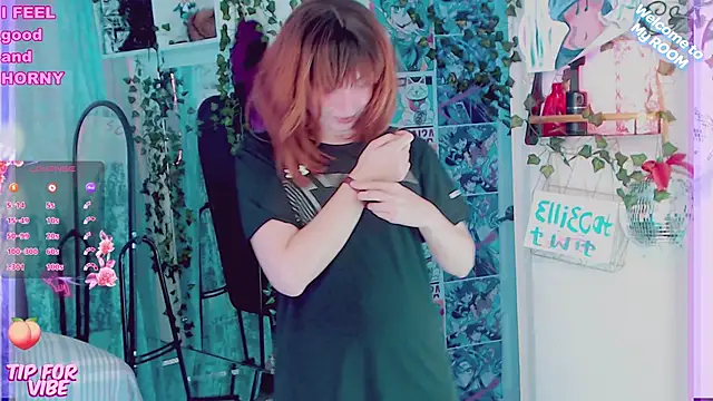 Snapshot of Toxic_Ellies chatting on 01/29/25, 05:13 Toxic Ellies online show from 01/29/25, 05:13