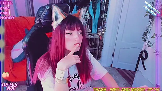 Snapshot of Toxic_Ellies chatting on 03/14/25, 11:01 Toxic Ellies online show from 03/14/25, 11:01