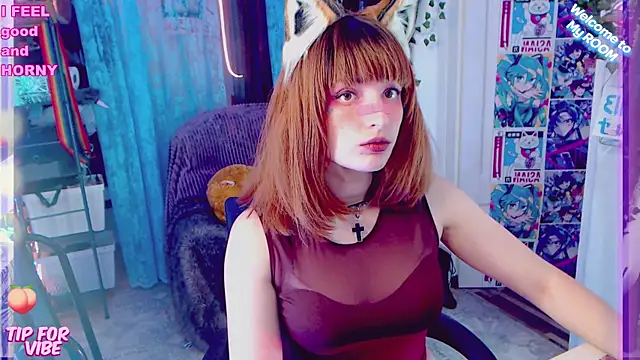 Snapshot of Toxic_Ellies chatting on 02/05/25, 01:33 Toxic Ellies online show from 02/05/25, 01:33