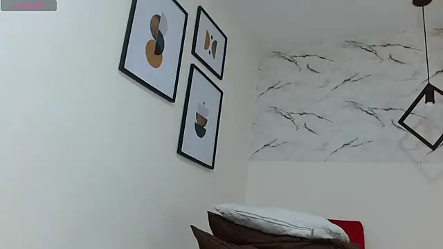 EvaMills1 online show from 11/15/25, 08:24