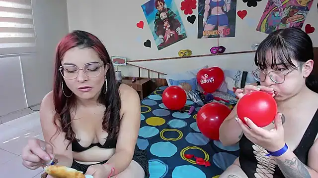 Snapshot of jeyloveebony chatting on 02/14/25, 01:51 jeyloveebony online show from 02/14/25, 01:51