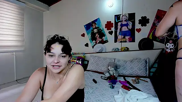 Snapshot of jeyloveebony chatting on 09/27/25, 12:44 jeyloveebony online show from 09/27/25, 12:44