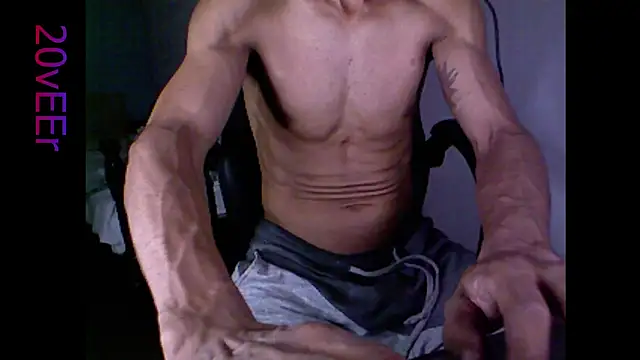 Snapshot of 20vEEr chatting on 01/09/26, 06:31 20vEEr online show from 01/09/26, 06:31