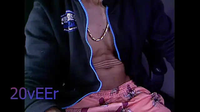 Snapshot of 20vEEr chatting on 03/14/26, 09:26 20vEEr online show from 03/14/26, 09:26