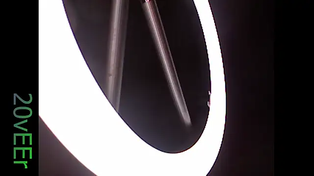 Snapshot of 20vEEr chatting on 03/03/26, 09:33 20vEEr online show from 03/03/26, 09:33