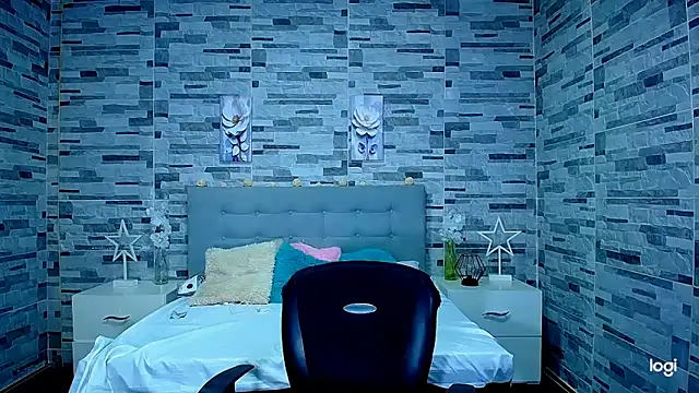 Snapshot of ADAM_HOT chatting on 09/28/25, 08:49 ADAM HOT online show from 09/28/25, 08:49