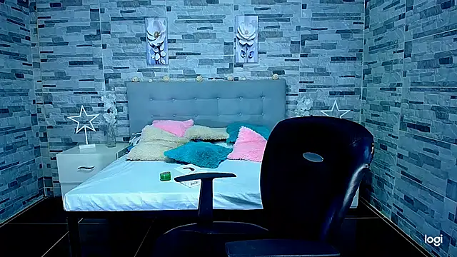 Snapshot of ADAM_HOT chatting on 09/12/25, 09:36 ADAM HOT online show from 09/12/25, 09:36