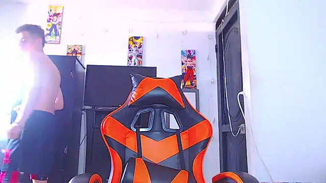 ADAM HOT online show from 04/09/26, 02:34