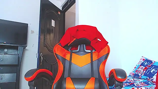 ADAM HOT online show from 01/12/26, 09:41