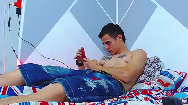 Snapshot of ADAM_HOT chatting on 06/14/26, 01:24 ADAM HOT online show from 06/14/26, 01:24