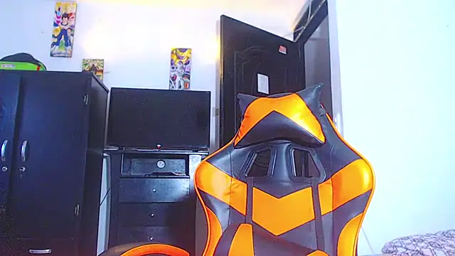 ADAM HOT online show from 04/03/26, 11:00