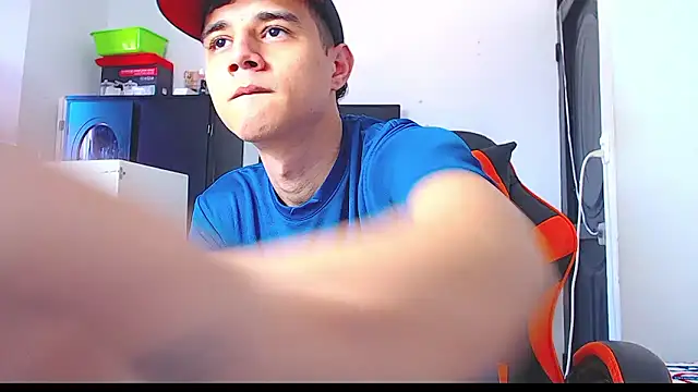 ADAM HOT online show from 01/10/26, 08:37